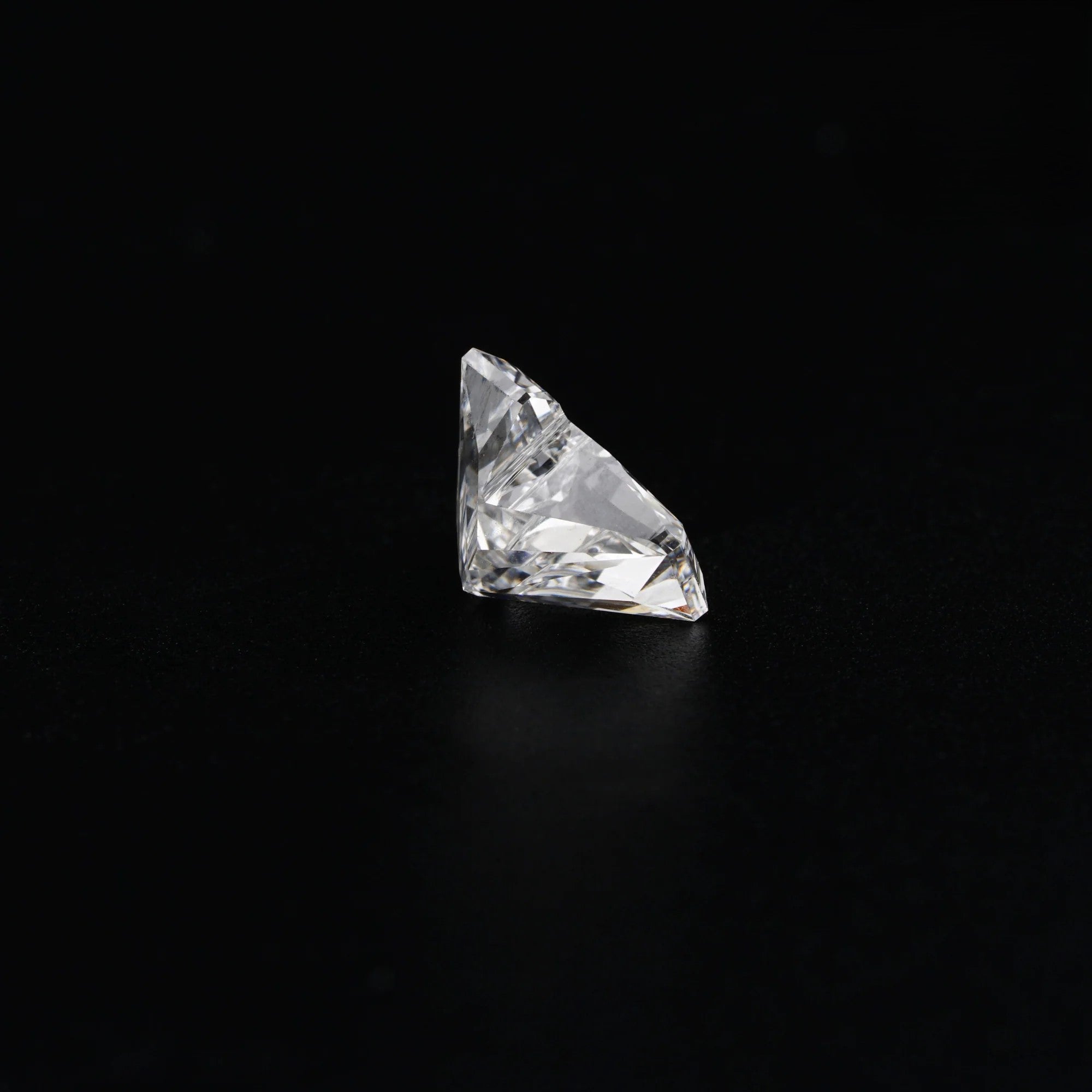 0.25ct-t-shape-lab-grown-diamond