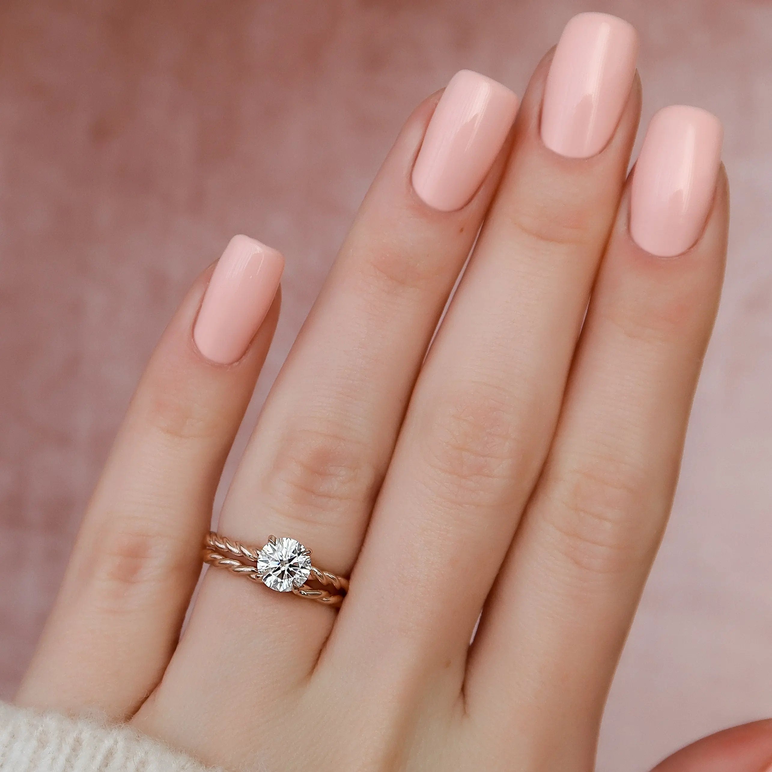 fine moissanite jewelery. Fine quality moissanite ring, moissante engagement ring, moissanite diamond alternative, natural moissanite ring