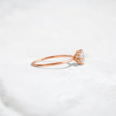 1ct-golden-round-cut-moissanite-diamond-engagement-ring-rose-gold-gemfora-3