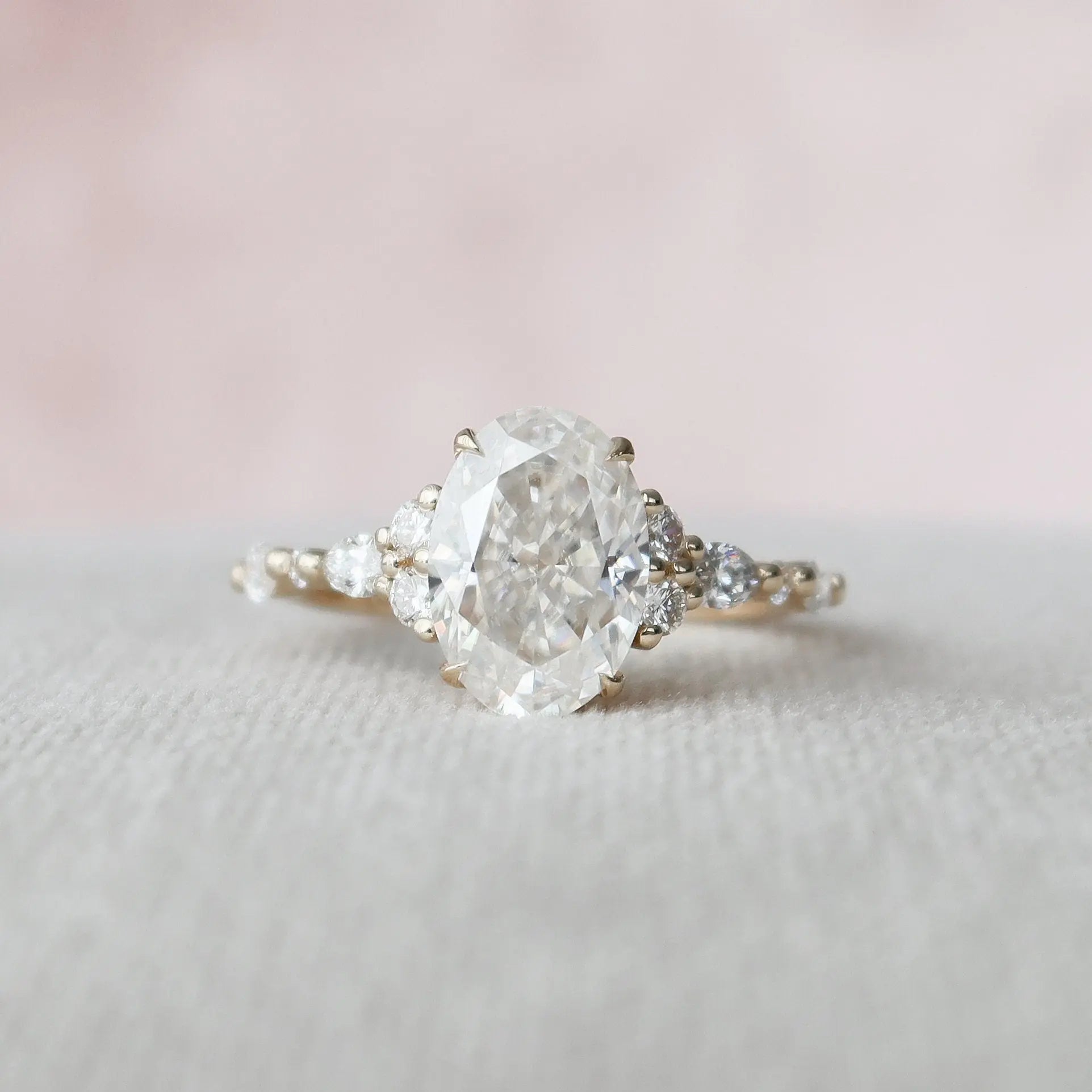 2-0-ct-oval-cut-lab-grown-diamond-cluster-engagement-ring