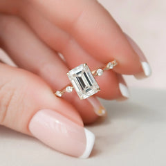 2-5-ct-emerald-cut-solitaire-lab-grown-engagement-ring