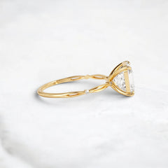 2.5CT Asscher Cut Moissanite Twisted Two On Each Side Focal Stone