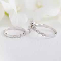 1.50CT Vintage Floral Oval Ring Cut Moissanite Halo Engagement Ring Set