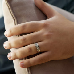 4mm Round Cut Moissanite Men's brick-layered Wedding Band