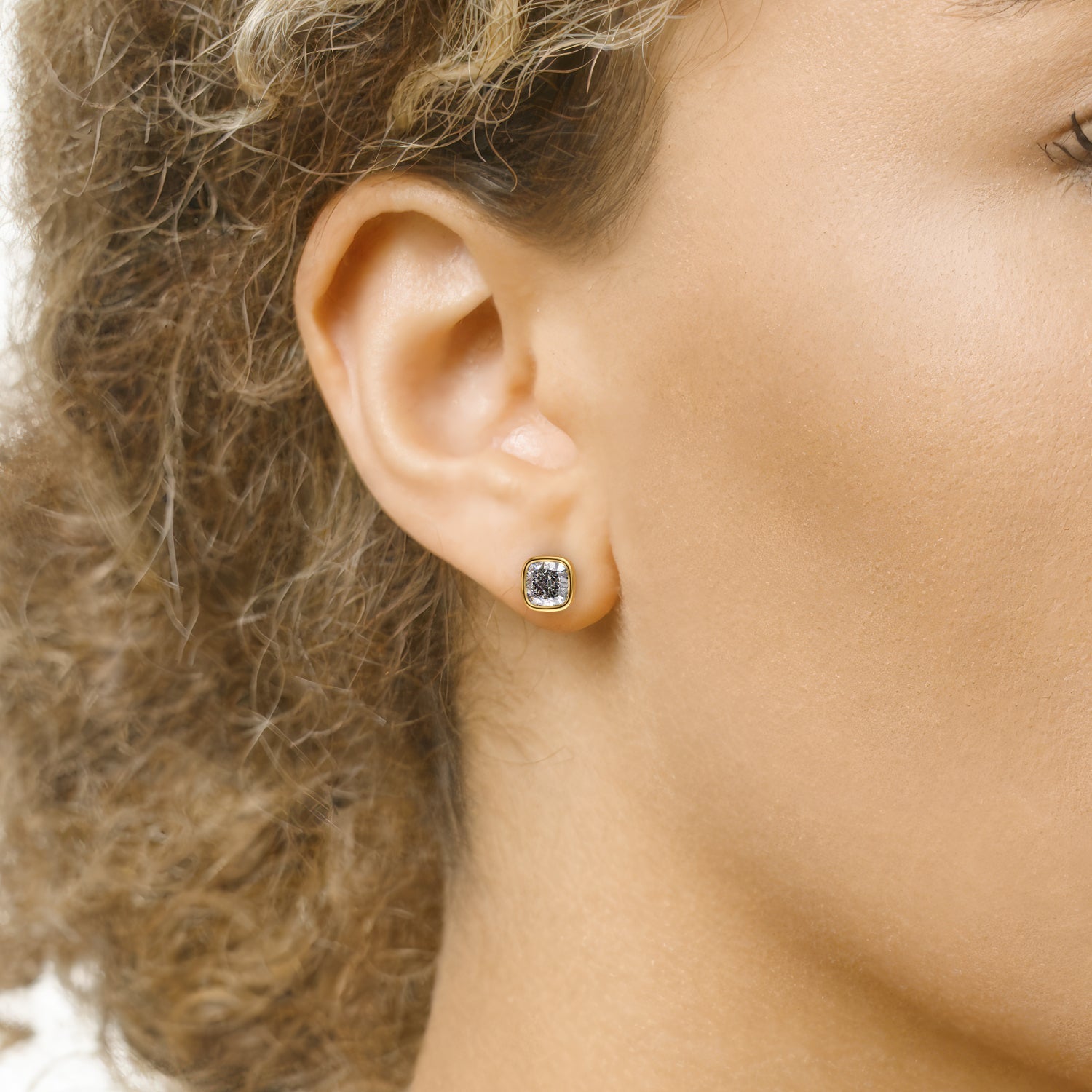 3-carat-cushion-lab-grown-stud-earrings-in-14k-yellow-gold-9
