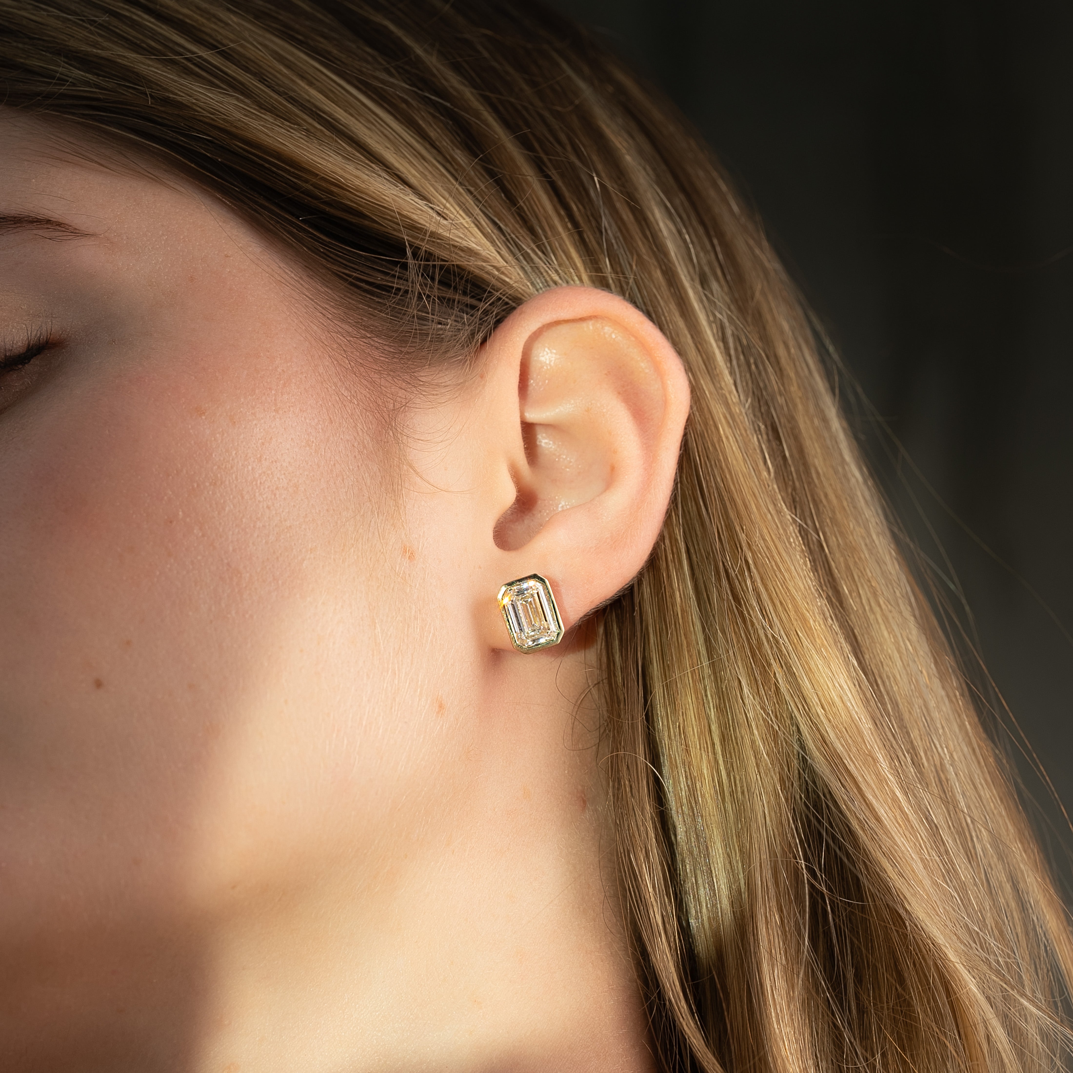 5-carat-emerald-lab-grown-stud-earrings-in-14k-yellow-gold-15