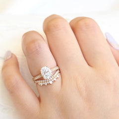 2.0CT Oval Solitaire Cut Moissanite Halo Bridal Engagement Ring Set