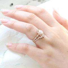 1.0CT Vintage Floral Pear Cut Moissanite Halo Bridal Engagement Ring Set