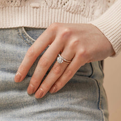 1.0ct Round Moissanite Vintage Halo Floral Style Bridal Ring Set in 18K Solid Gold Ring For Her