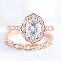 1.50CT Vintage Floral Oval Ring Cut Moissanite Halo Engagement Ring Set