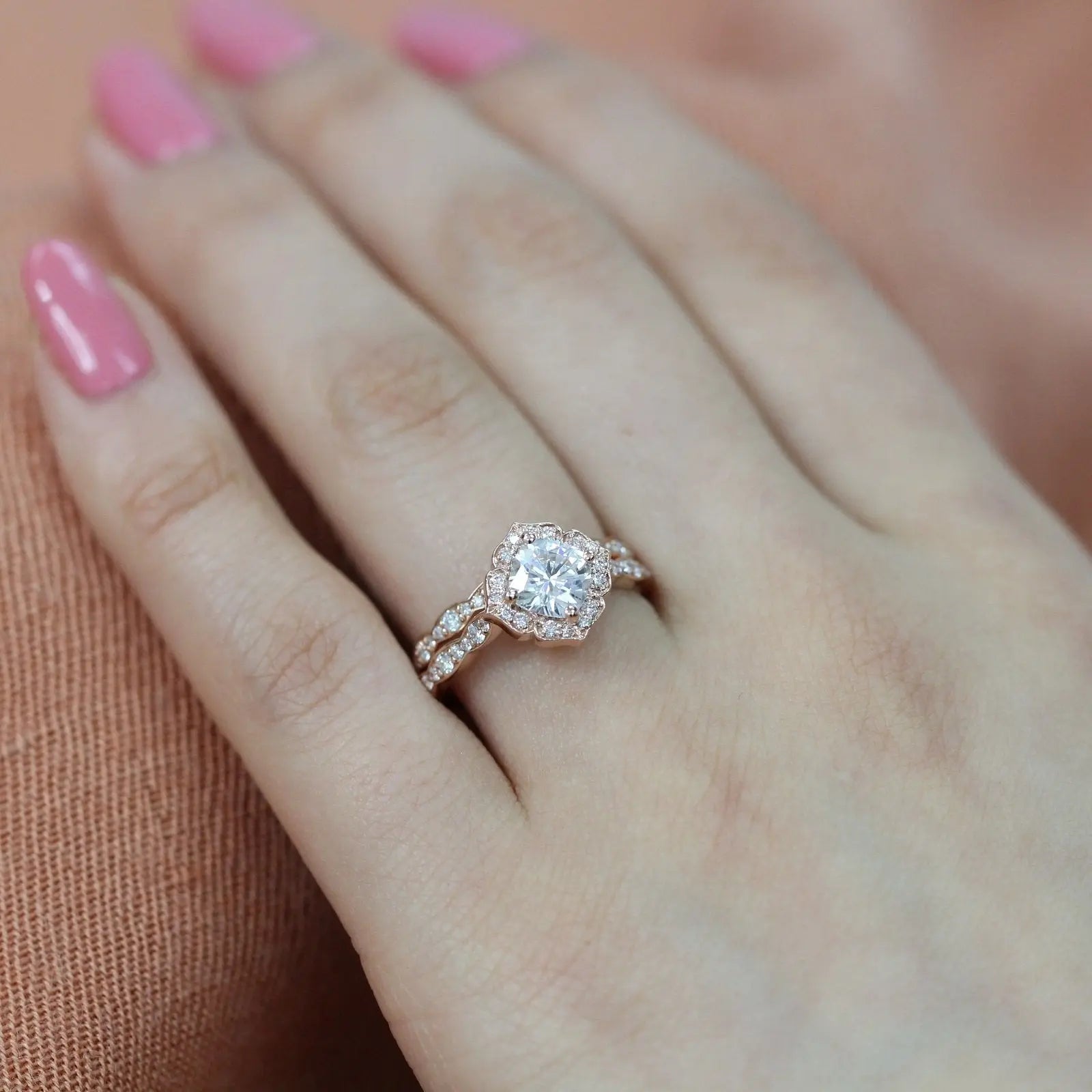 fine moissanite jewelery. Fine quality moissanite ring, moissante engagement ring, moissanite diamond alternative, natural moissanite ring