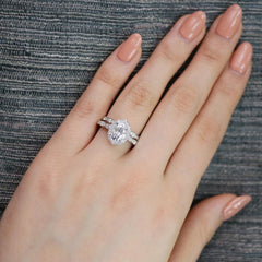 1.50CT Vintage Floral Oval Ring Cut Moissanite Halo Engagement Ring Set