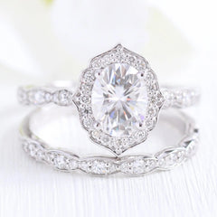 1.50CT Vintage Floral Oval Cut Moissanite Halo Engagement Ring Set