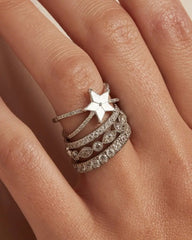 0.34CTW Round Brilliant Cut Bezel Set Unique Vintage Wedding Band
