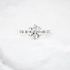 Aura-Lineage-Golden-Pave-Ring-with-Round-Baguette-Sparkle-2-ct-platinum-gemfora-1