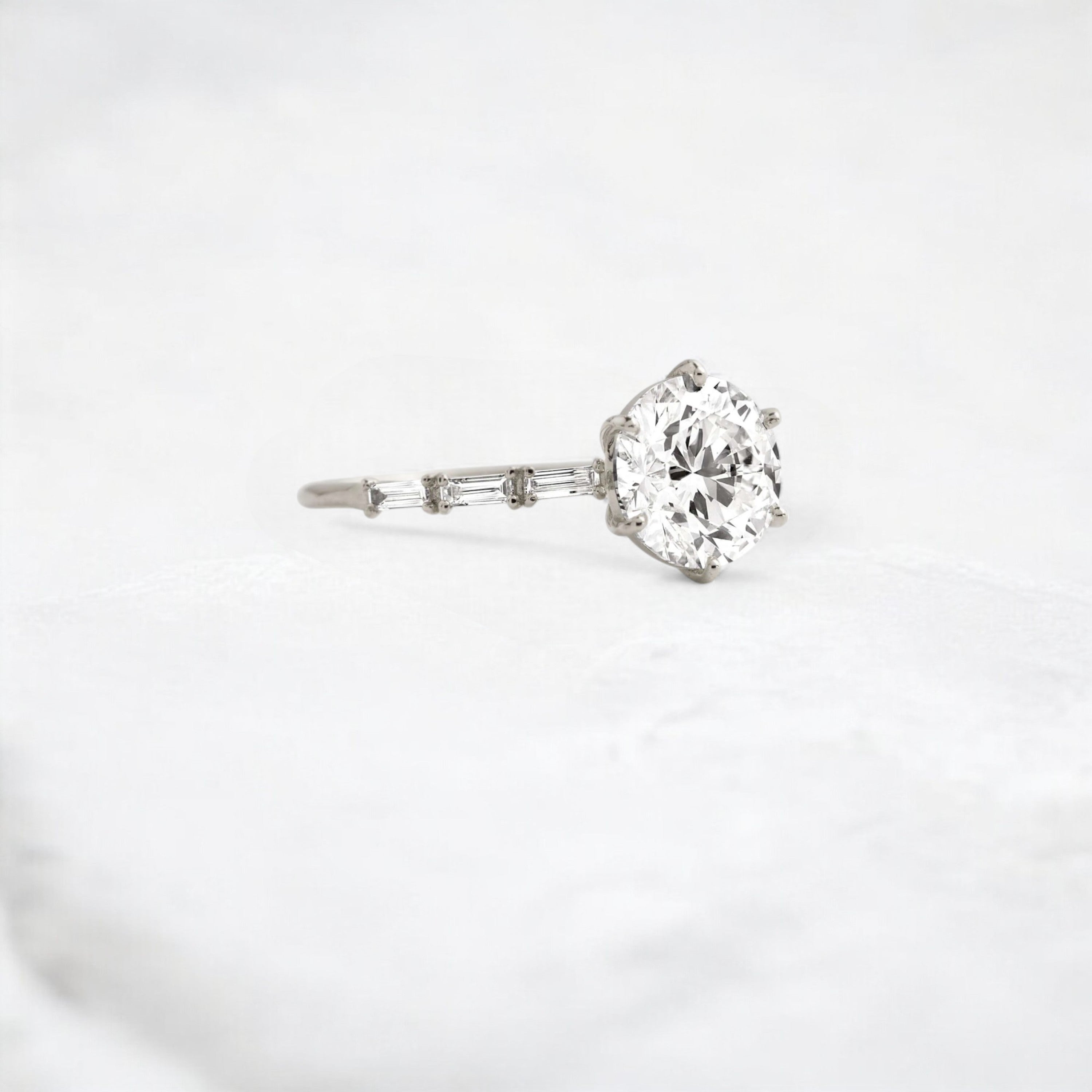 Aura-Lineage-Golden-Pave-Ring-with-Round-Baguette-Sparkle-2-ct-platinum-gemfora-2