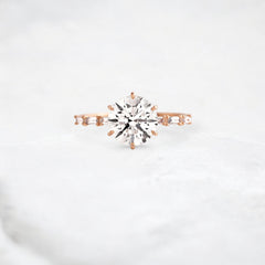 Aura-Lineage-Golden-Pave-Ring-with-Round-Baguette-Sparkle-2-ct-rose-gold-gemfora-1