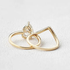 1.80CT Pear Solitaire Moissanite Engagement Ring with Curved Wedding Band