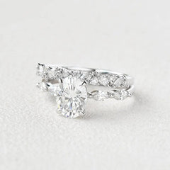 1.5ct Oval Cut Moissanite Cluster Marquise Bridal Ring Set For Her