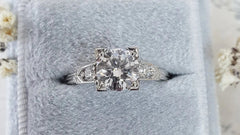 1.0 CT Round Cut Three Stone G/VS2 Lab Grown Diamond Engagement Ring