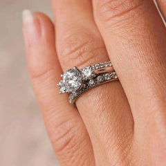 Round Brilliant Cut Full Eternity Wedding Band