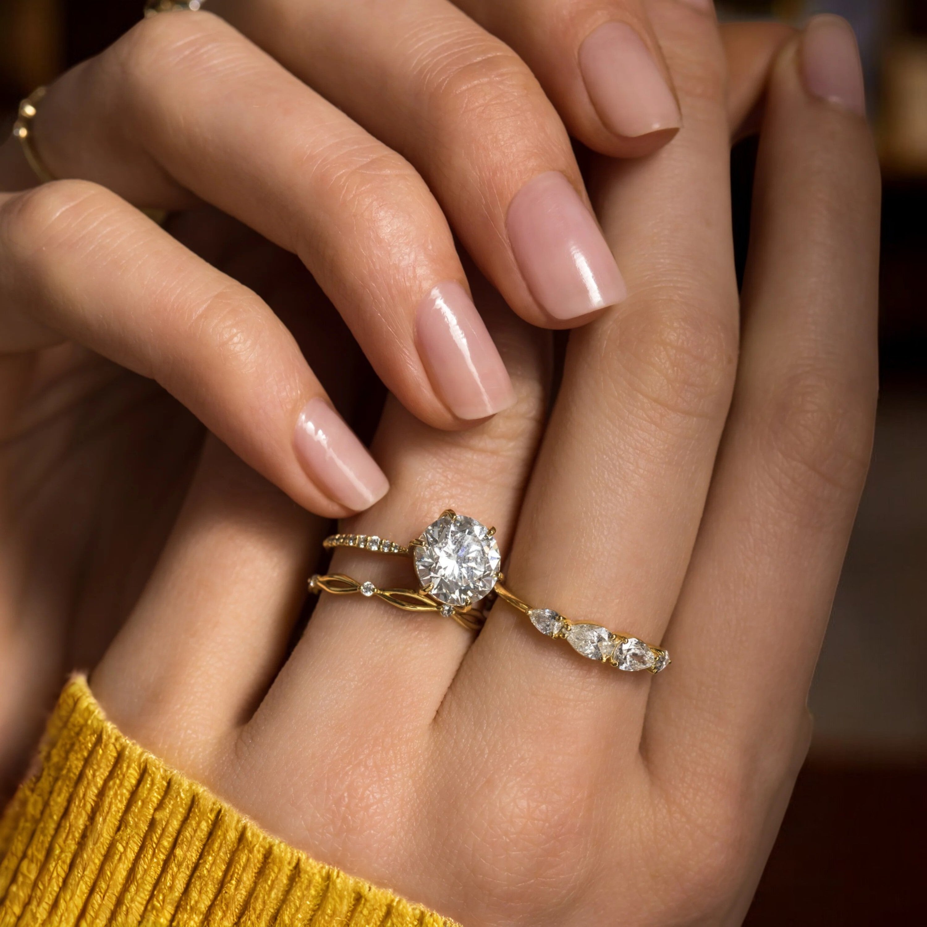 brilliant-round-cut-diamond-moissanite-engagement-ring-model-gemfora-7