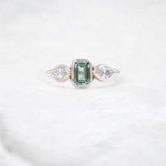 crownleaf-harmony-emerald-hidden-shine-bezel-engagement-ring-0-60-ct-white-gold-gemfora-1