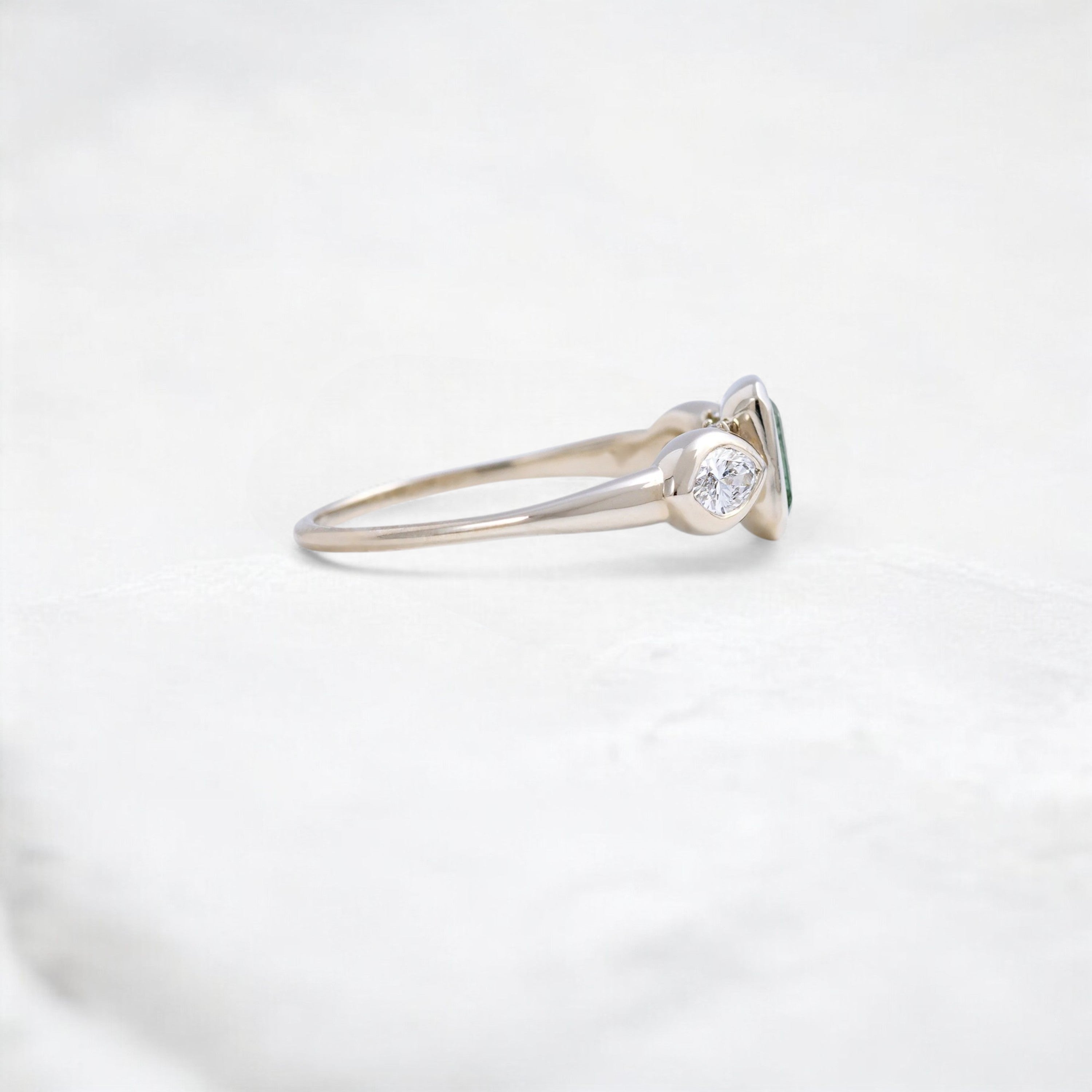 crownleaf-harmony-emerald-hidden-shine-bezel-engagement-ring-0-60-ct-white-gold-gemfora-3