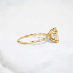 cushion-cut-1.50ct-mossainite-stone-engagement-ring-4