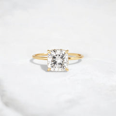 cushion-cut-2ct-mossainite-diamond-engagement-ring-1_ad4327a5-ec2b-4515-a582-ff50a65e688b