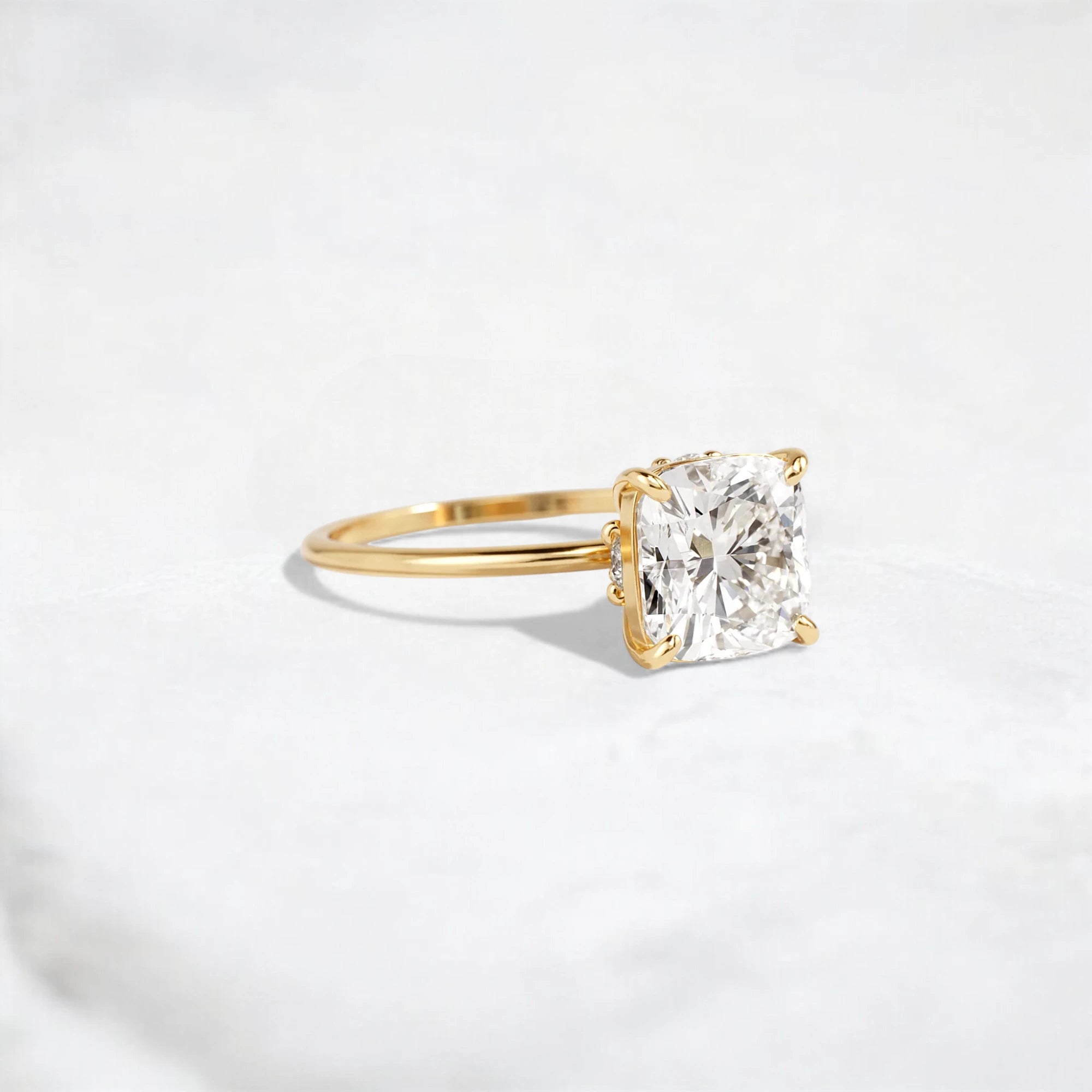 cushion-cut-2ct-mossainite-diamond-engagement-ring-4