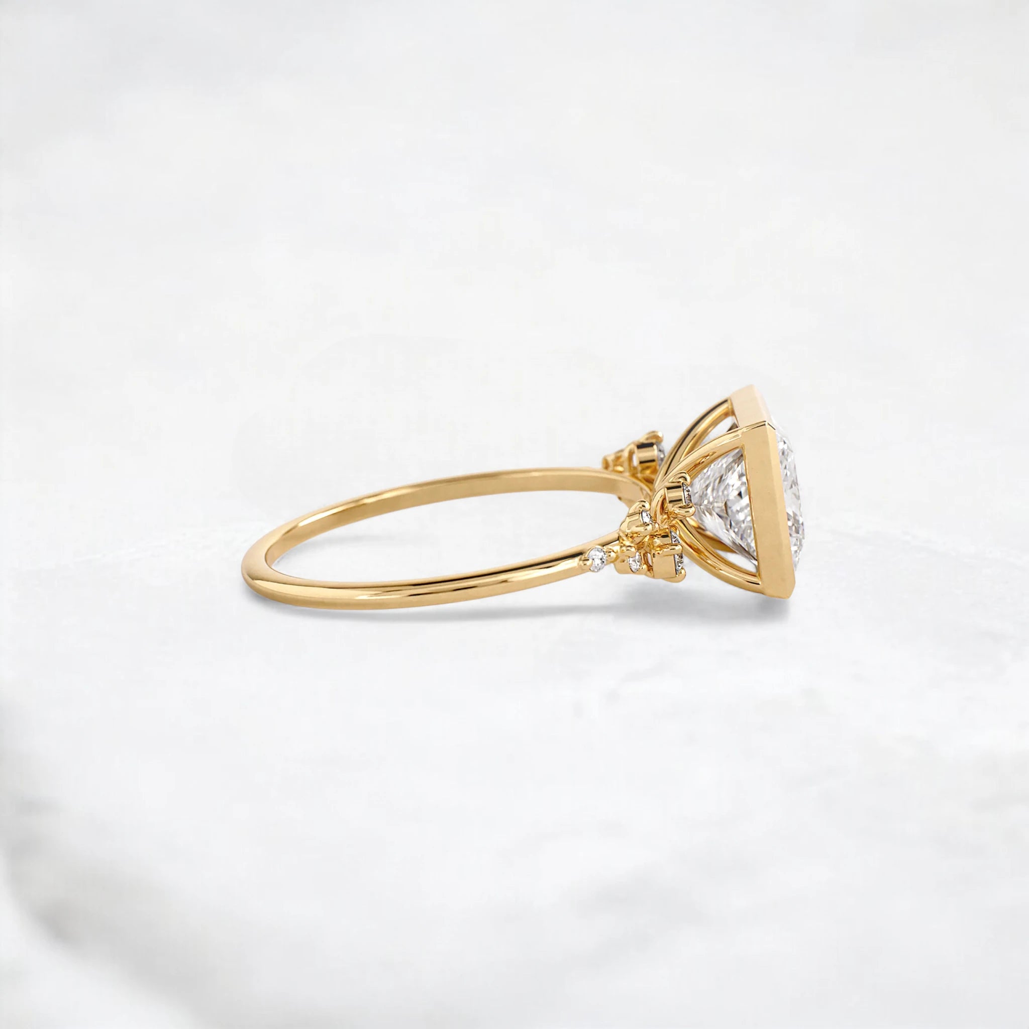 elegant-bezel-with-cluster-princess-cut-2ct-engagement-ring-4