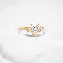 engagement-ring-of-princess-cut-2ct-cluster-bezel-band-7