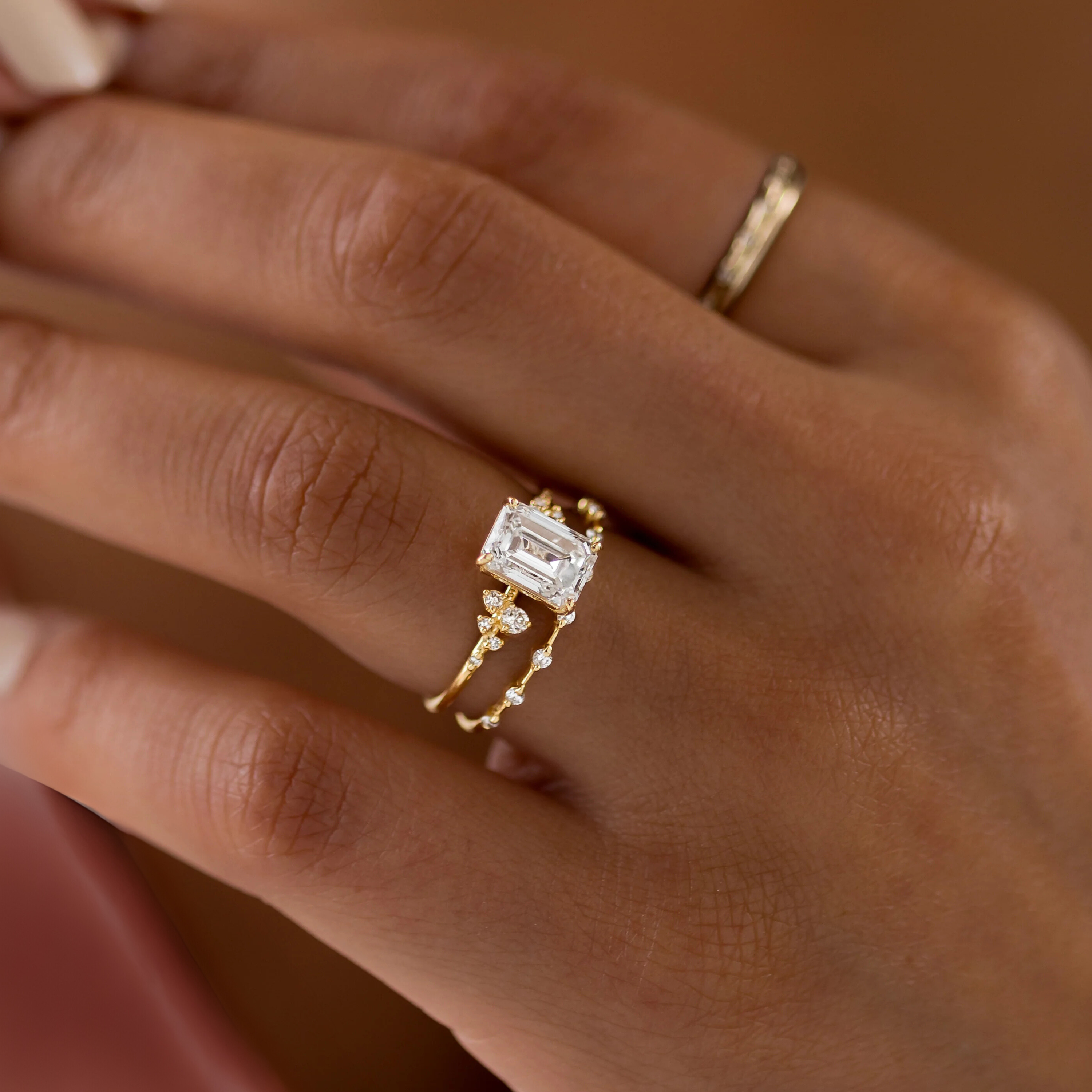 eternal-garden-handmade-emerald-moissanite-engagement-ring-in-gold-model-2-ct-gemfora-2