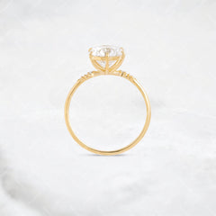 eternal-glow-round-cut-moissanite-solitaire-engagement-ring-8