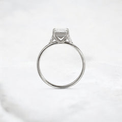 ethereal-flame-emerald-three-stone-moissanite-engagement-ring-2-ct-platinum-gemfora-4