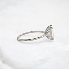 ethereal-flame-emerald-three-stone-moissanite-engagement-ring-2-ct-white-gold-gemfora-3