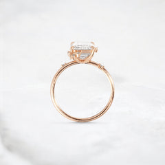 flameleaf-embrace-emerald-spark-moissanite-engagement-ring-3-ct-rose-gold-gemfora-4