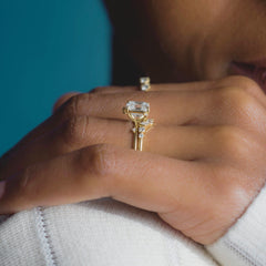 golden-aura-asscher-cut-2ct-cluster-spark-engagement-ring-4