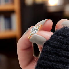 golden-bloom-round-moissanite-engagement-cluster-ring-model-gemfora-4