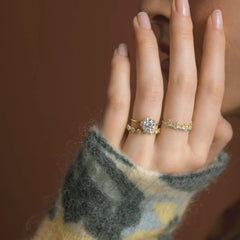 halo-style-2ct-round-cut-diamond-engagement-ring-4