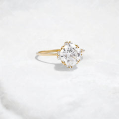 halo-style-2ct-round-cut-diamond-engagement-ring-8