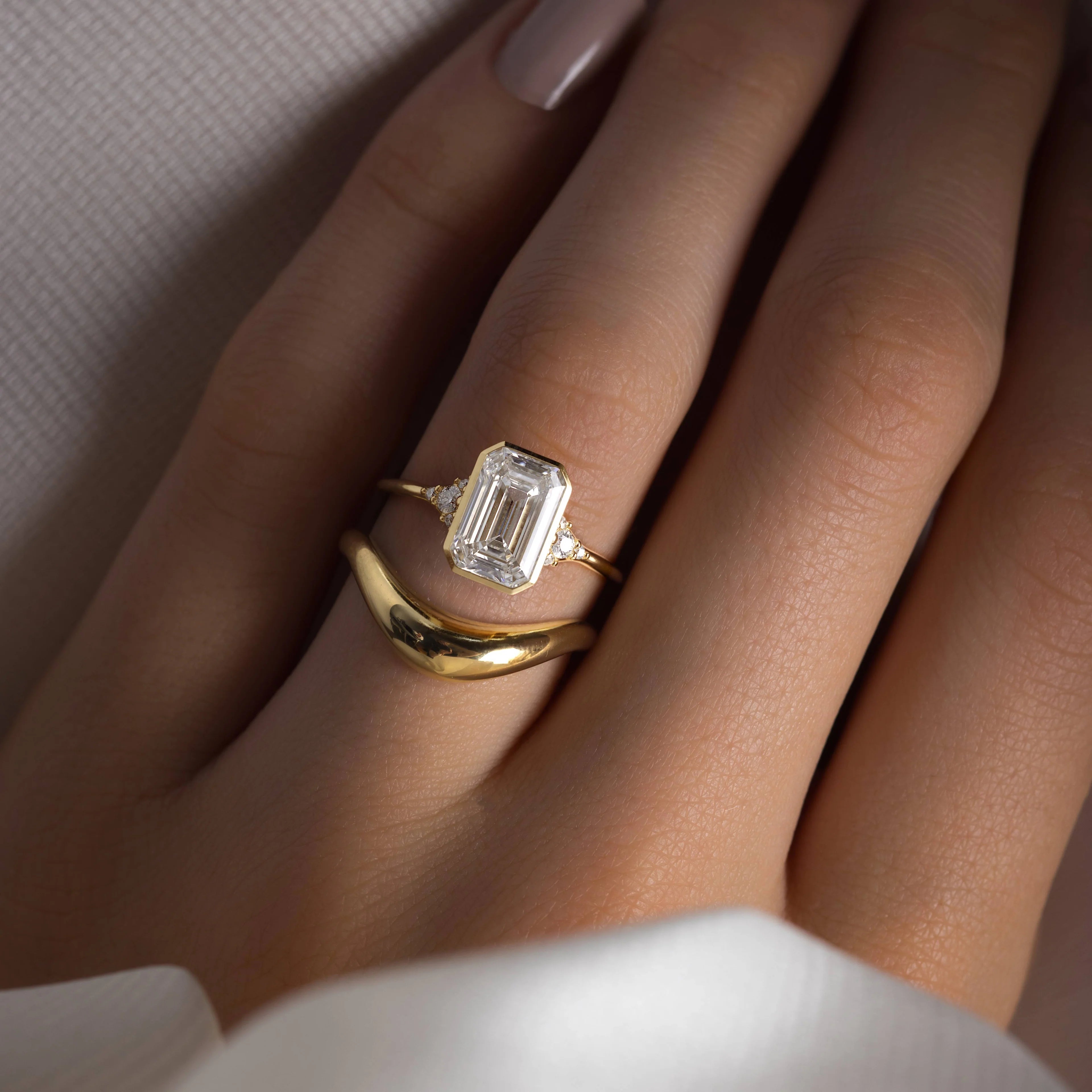 Luxury bezel handmade Cluster emerald cut engagement ring