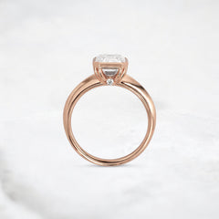 hidden-muse-emerald-glow-bezel-moissanite-engagement-ring-3-ct-rose-gold-gemfora-4