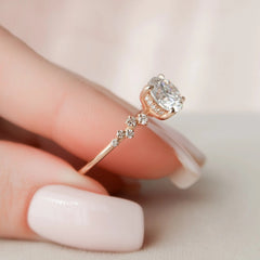 2.0CT Round Brilliant Cut Moissanite Cluster Engagement Ring