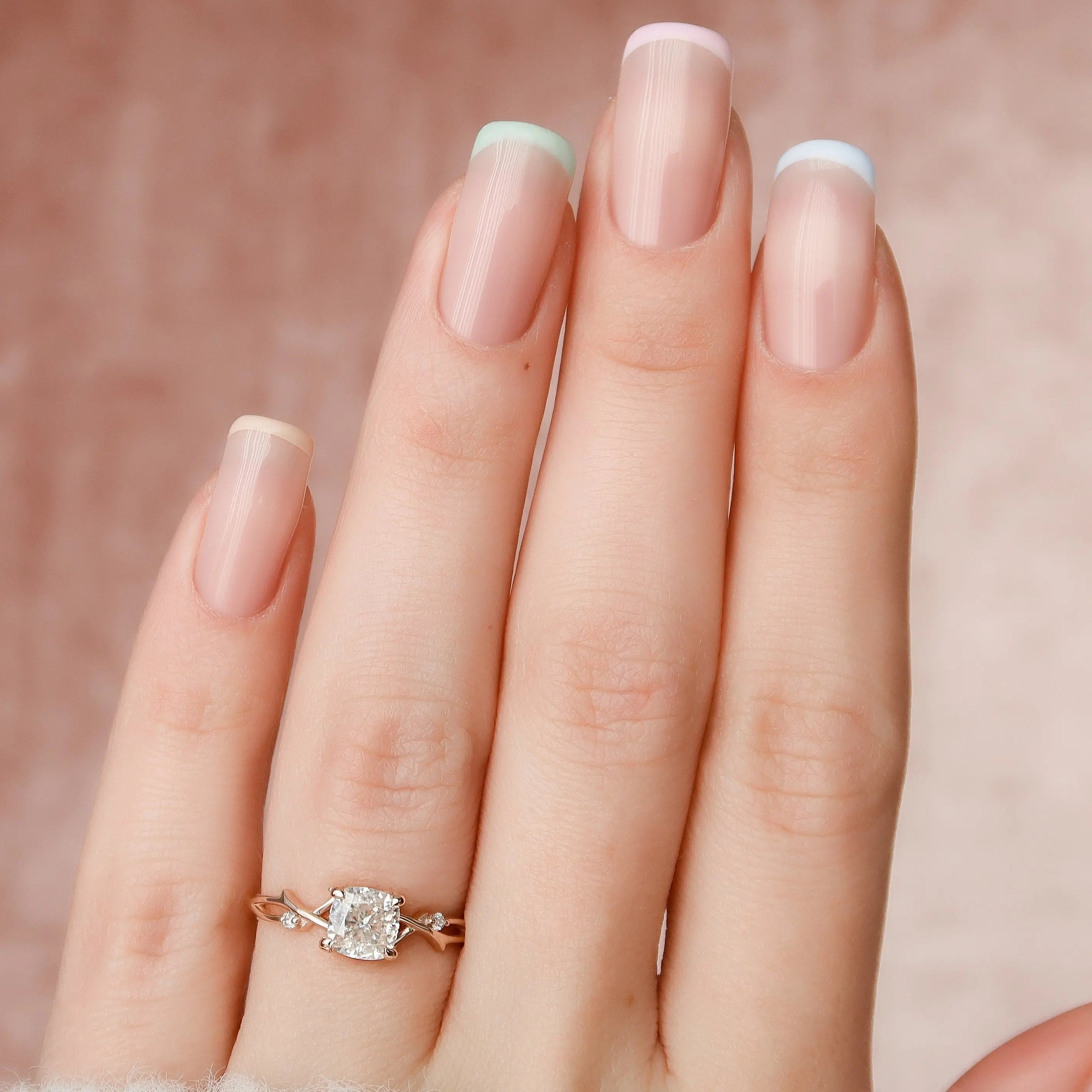fine moissanite jewelery. Fine quality moissanite ring, moissante engagement ring, moissanite diamond alternative, natural moissanite ring