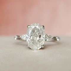 2.0CT Oval Cut Three Stones Moissanite Diamond Engagement Ring