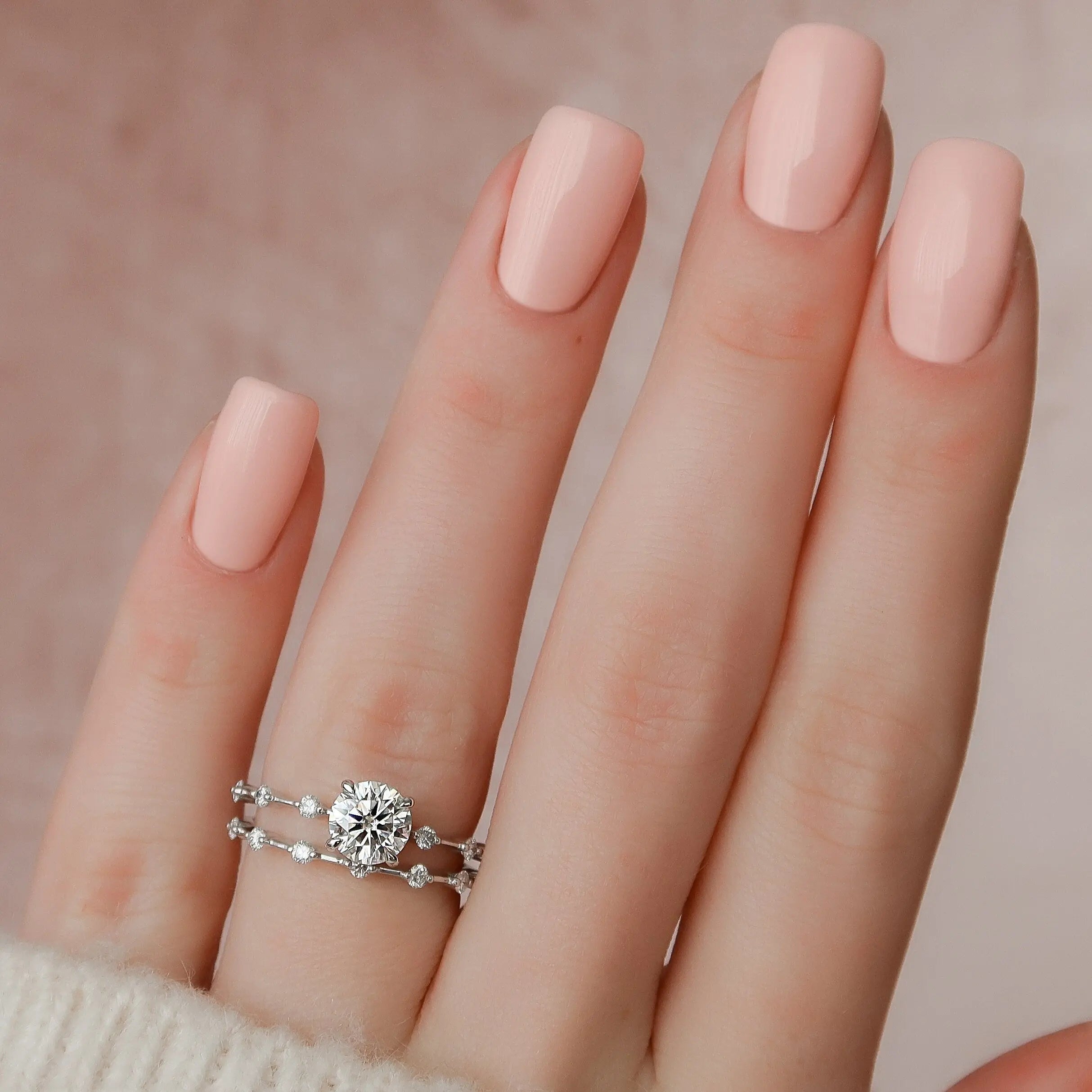 fine moissanite jewelery. Fine quality moissanite ring, moissante engagement ring, moissanite diamond alternative, natural moissanite ring