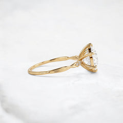 infinite-shine-round-curved-love-moissanite-engagement-ring-3-ct-yellow-gold-gemfora-3