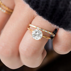 infinity-glow-round-moissanite-engagement-eternal-pave-ring-model-gemfora-2